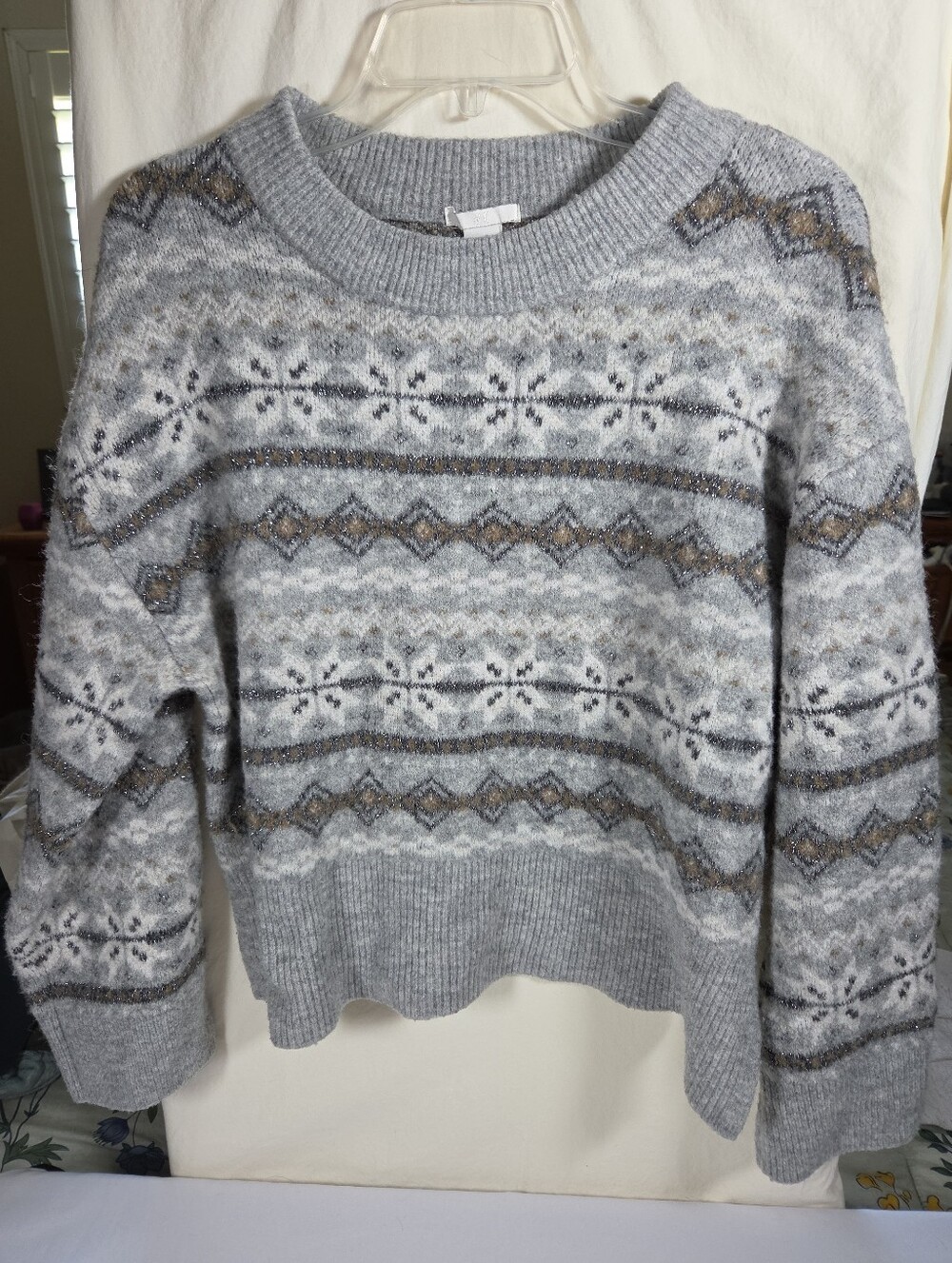 H&M Size M Gray Metallic Fair Isle Sparkle Fuzzy Crew Neck Pullover Sweater